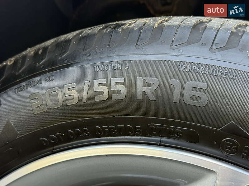 Универсал Ford Focus 2013 в Стрые фото 90 Универсал Ford Focus 2013 в Стрые