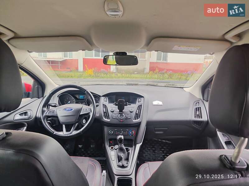 Хетчбек Ford Focus 2015 в Харкові