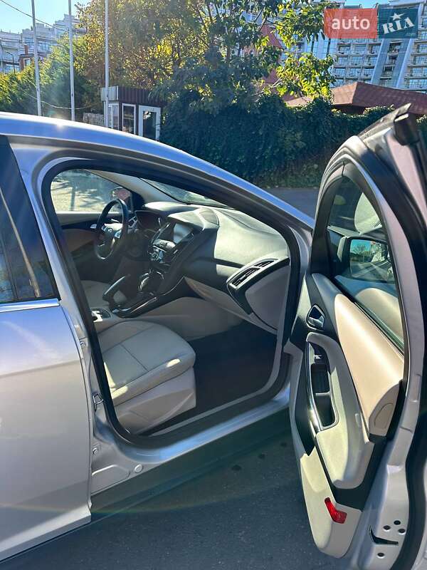 Хетчбек Ford Focus 2012 в Одесі фото 2 Хетчбек Ford Focus 2012 в Одесі