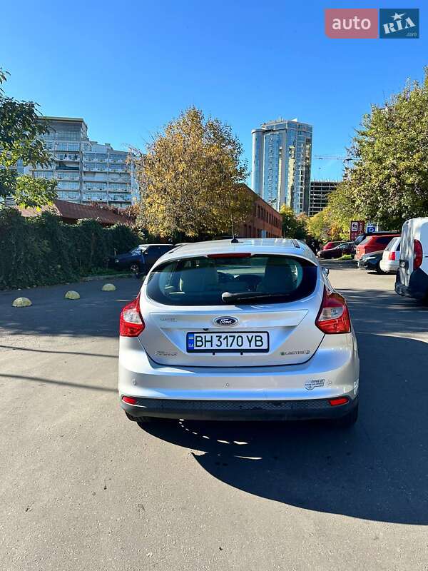 Хетчбек Ford Focus 2012 в Одесі фото 13 Хетчбек Ford Focus 2012 в Одесі