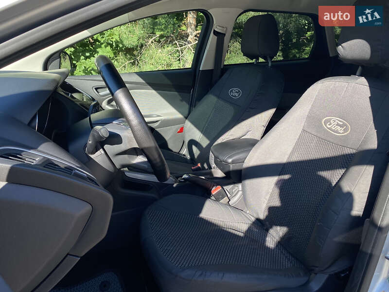 Універсал Ford Focus 2013 в Києві фото 19 Універсал Ford Focus 2013 в Києві