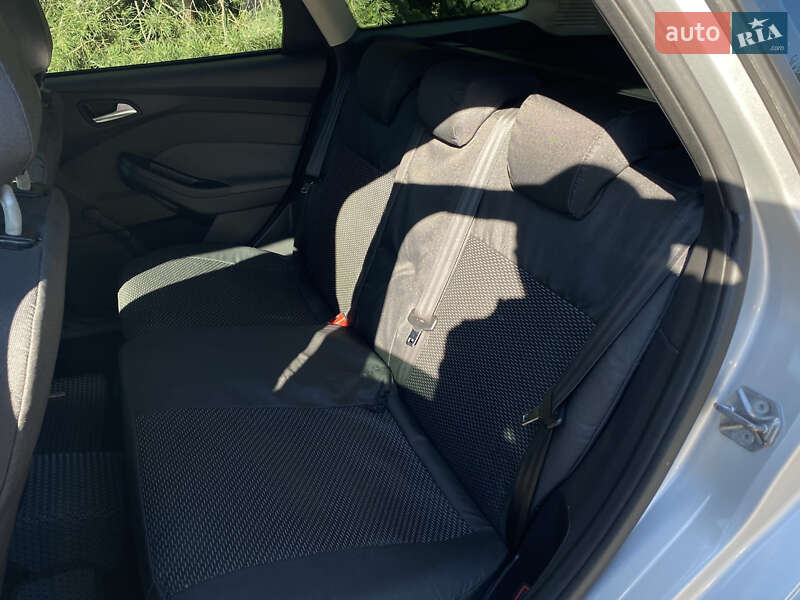 Універсал Ford Focus 2013 в Києві фото 25 Універсал Ford Focus 2013 в Києві
