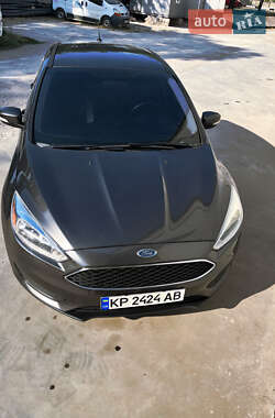Хэтчбек Ford Focus 2016 в Запорожье Хэтчбек Ford Focus 2016 в Запорожье