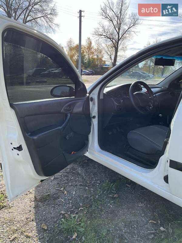 Хэтчбек Ford Focus 2004 в Кременчуге