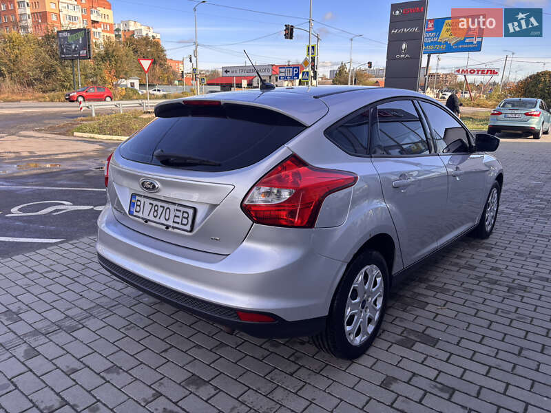 Хетчбек Ford Focus 2012 в Полтаві фото 10 Хетчбек Ford Focus 2012 в Полтаві