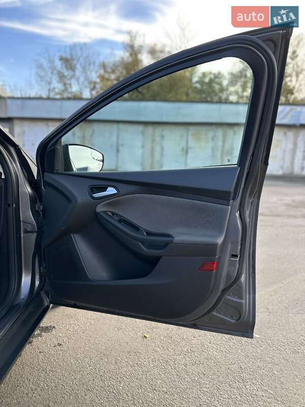 Седан Ford Focus 2013 в Киеве