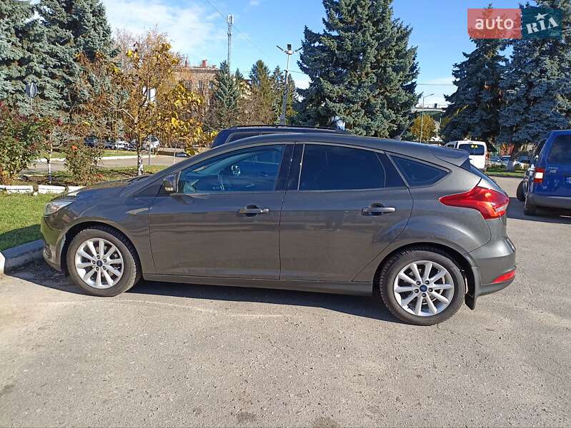 Хэтчбек Ford Focus 2018 в Подольске