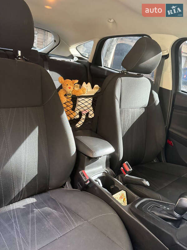 Хэтчбек Ford Focus 2016 в Одессе фото 5 Хэтчбек Ford Focus 2016 в Одессе