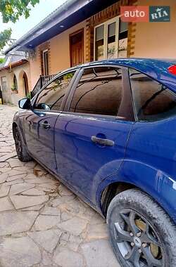 Хэтчбек Ford Focus 2010 в Мукачево