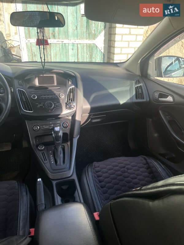 Седан Ford Focus 2015 в Миколаєві