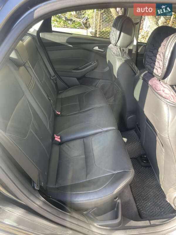 Седан Ford Focus 2015 в Миколаєві