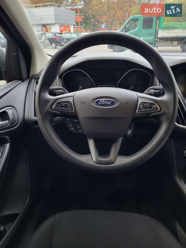 Седан Ford Focus 2017 в Заре фото 13 Седан Ford Focus 2017 в Заре