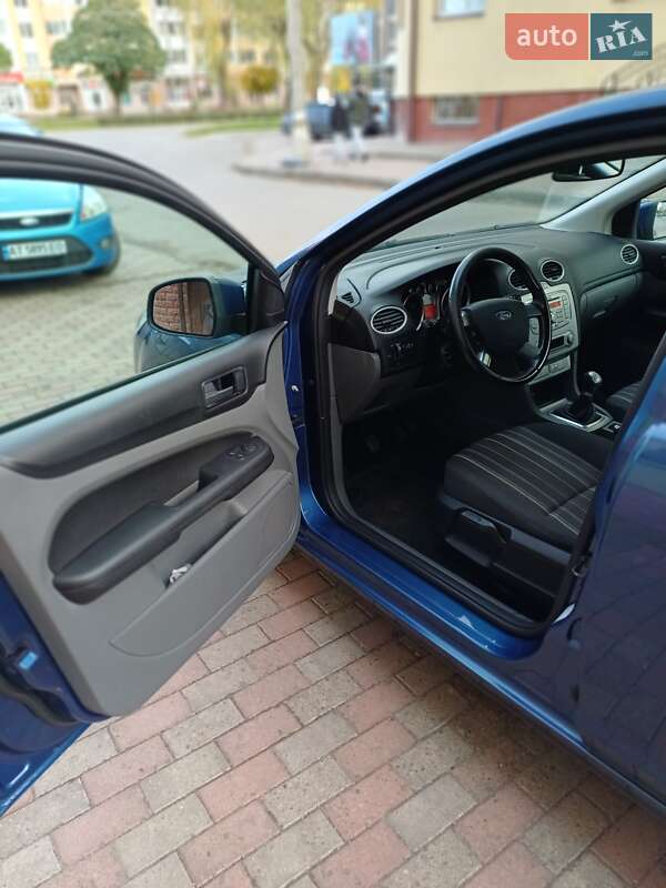 Хэтчбек Ford Focus 2008 в Калуше
