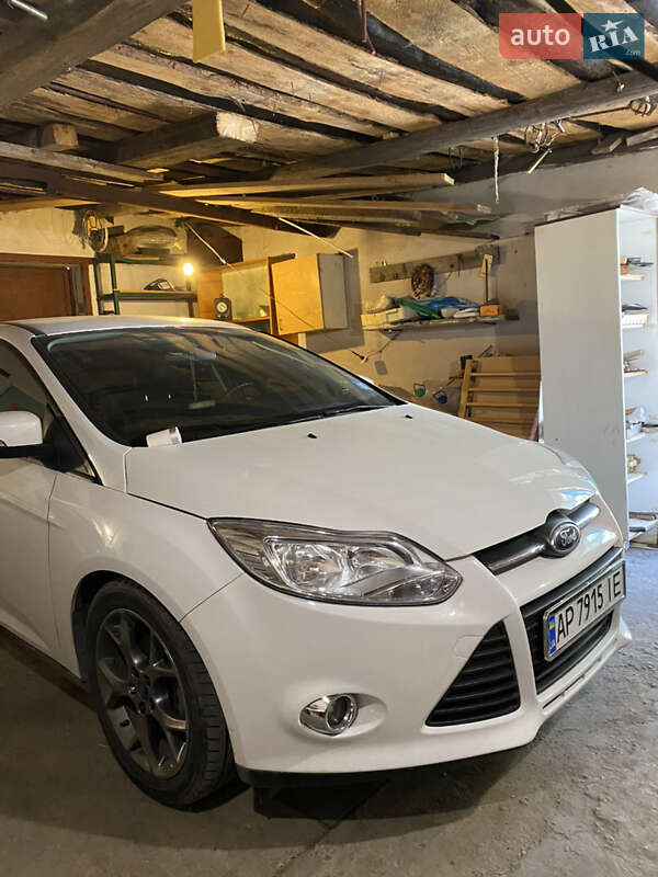 Седан Ford Focus 2013 в Запоріжжі фото 9 Седан Ford Focus 2013 в Запоріжжі