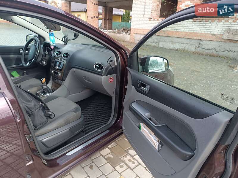 Универсал Ford Focus 2008 в Ильинцах