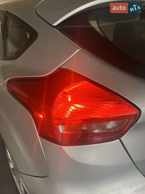 Хетчбек Ford Focus 2015 в Києві фото 38 Хетчбек Ford Focus 2015 в Києві