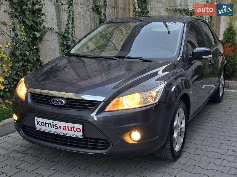 Седан Ford Focus 2010 в Хмельницькому фото 3 Седан Ford Focus 2010 в Хмельницькому