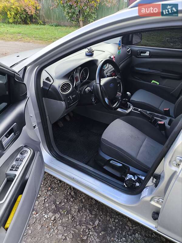 Универсал Ford Focus 2010 в Конотопе фото 2 Универсал Ford Focus 2010 в Конотопе