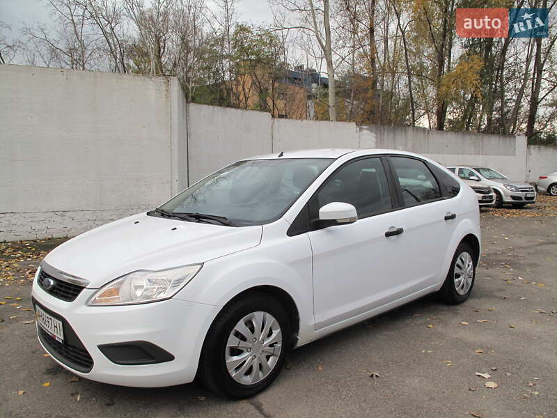 Хетчбек Ford Focus 2011 в Києві фото 3 Хетчбек Ford Focus 2011 в Києві
