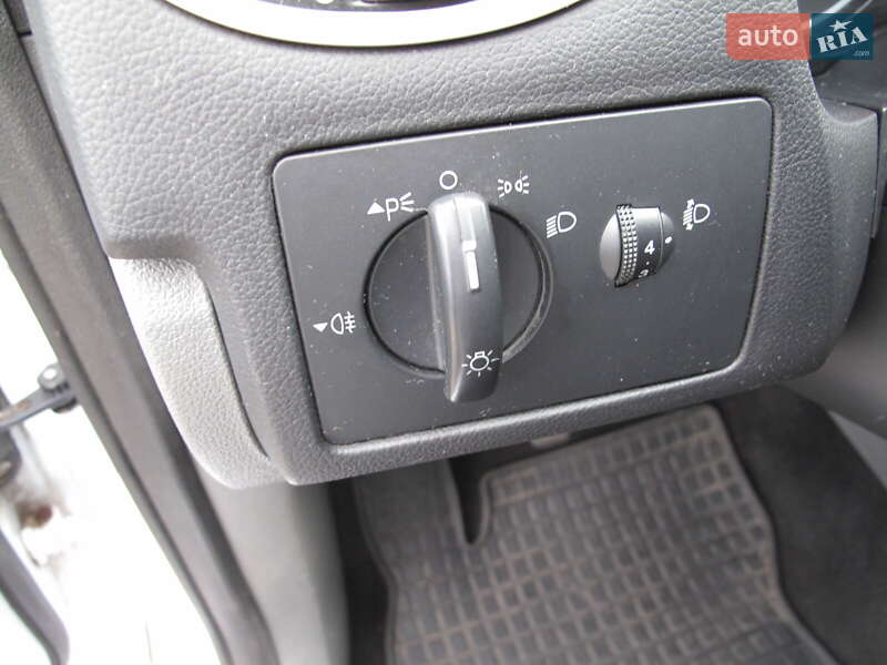 Хетчбек Ford Focus 2011 в Києві фото 18 Хетчбек Ford Focus 2011 в Києві