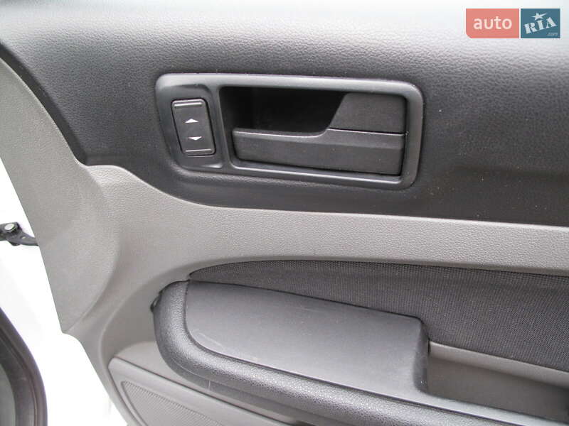 Хетчбек Ford Focus 2011 в Києві фото 30 Хетчбек Ford Focus 2011 в Києві