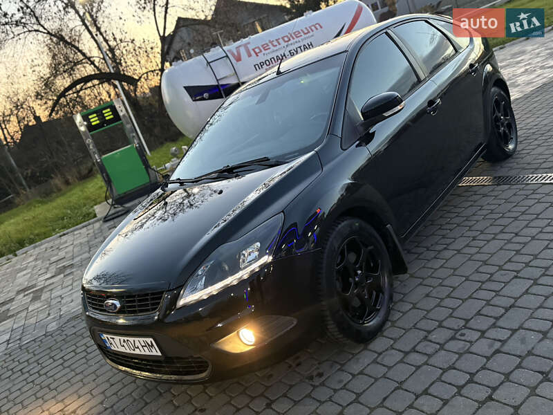 Хэтчбек Ford Focus 2010 в Калуше фото 2 Хэтчбек Ford Focus 2010 в Калуше