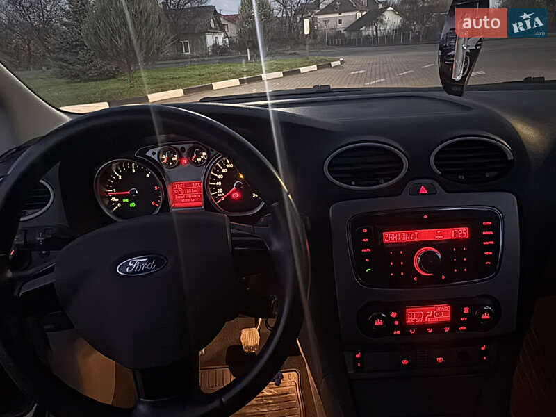 Хэтчбек Ford Focus 2010 в Калуше фото 18 Хэтчбек Ford Focus 2010 в Калуше