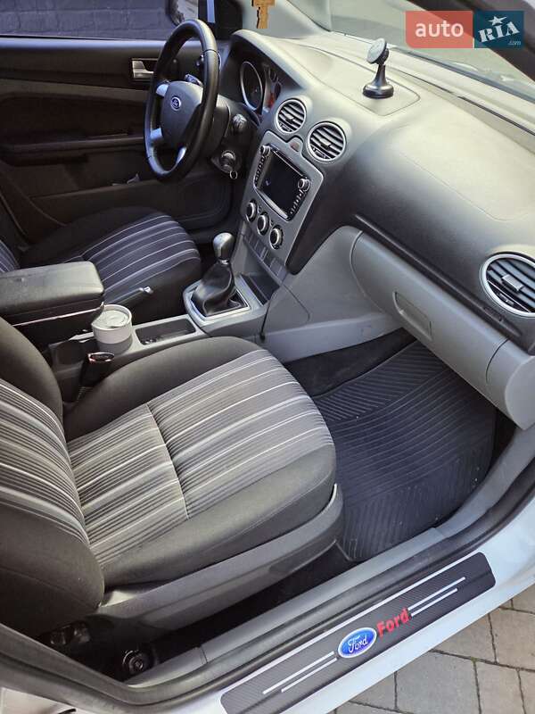 Універсал Ford Focus 2009 в Чернівцях фото 24 Універсал Ford Focus 2009 в Чернівцях