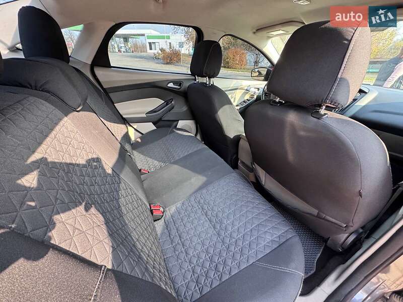 Седан Ford Focus 2016 в Запоріжжі фото 12 Седан Ford Focus 2016 в Запоріжжі
