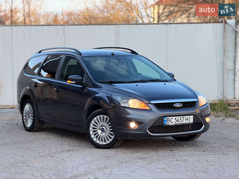 Ford Focus 2010 Ford Focus 2010