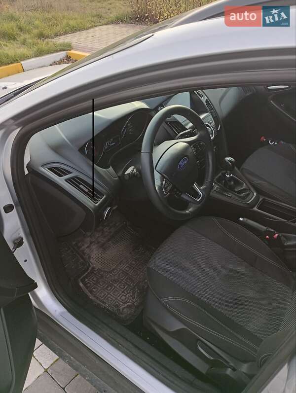 Универсал Ford Focus 2014 в Буче фото 14 Универсал Ford Focus 2014 в Буче