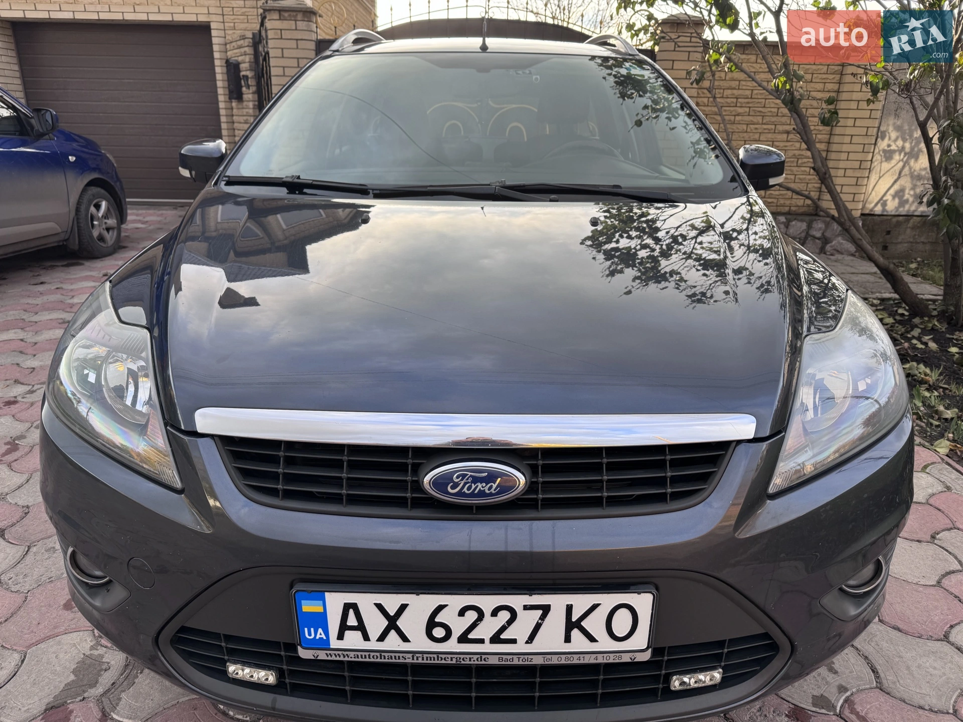 2010 Ford Focus - мініатюра 2