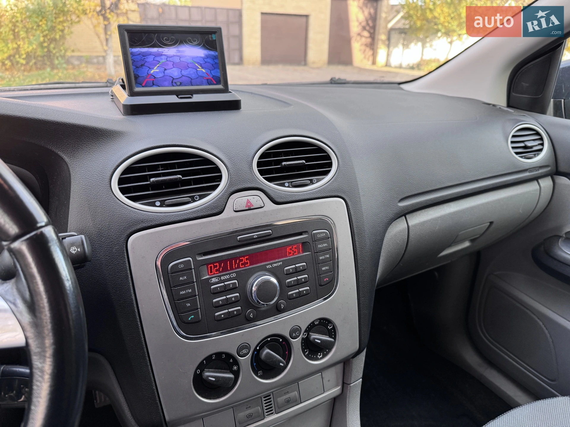 2010 Ford Focus - мініатюра 9