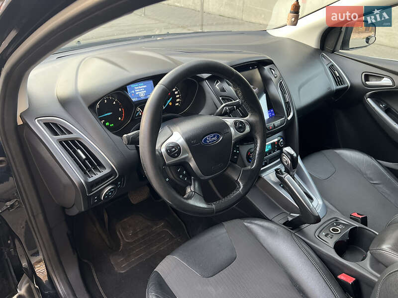 Универсал Ford Focus 2011 в Вишневом фото 17 Универсал Ford Focus 2011 в Вишневом