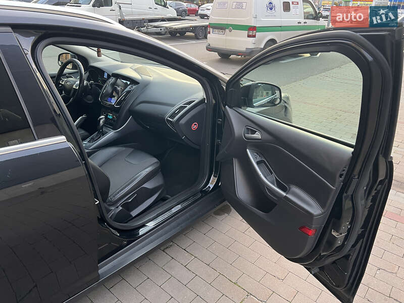 Универсал Ford Focus 2011 в Вишневом фото 18 Универсал Ford Focus 2011 в Вишневом