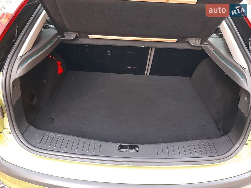 Хетчбек Ford Focus 2006 в Буську