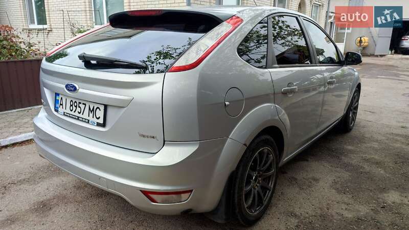 Хетчбек Ford Focus 2010 в Крюківщині фото 11 Хетчбек Ford Focus 2010 в Крюківщині