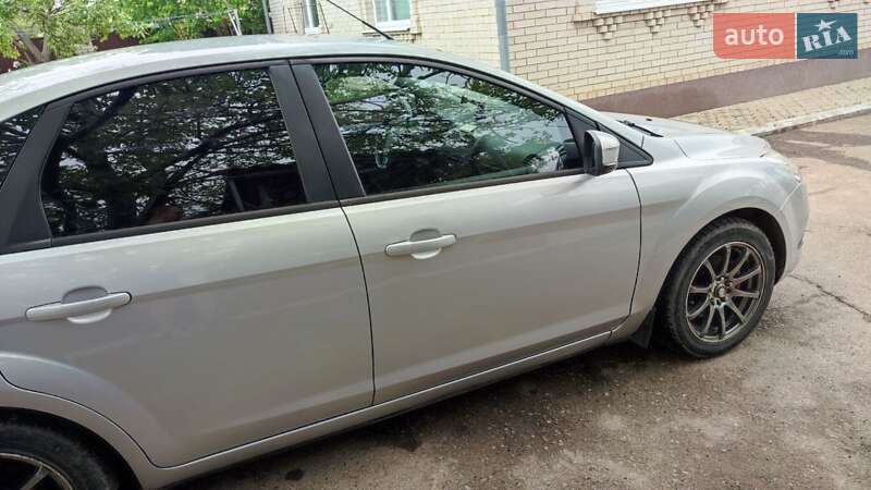Хетчбек Ford Focus 2010 в Крюківщині фото 16 Хетчбек Ford Focus 2010 в Крюківщині