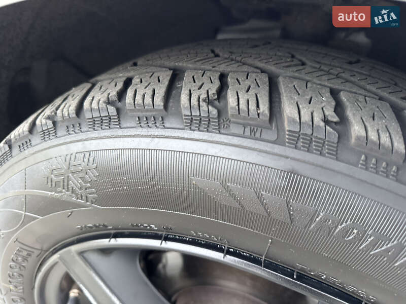 Седан Ford Focus 2014 в Киеве фото 14 Седан Ford Focus 2014 в Киеве