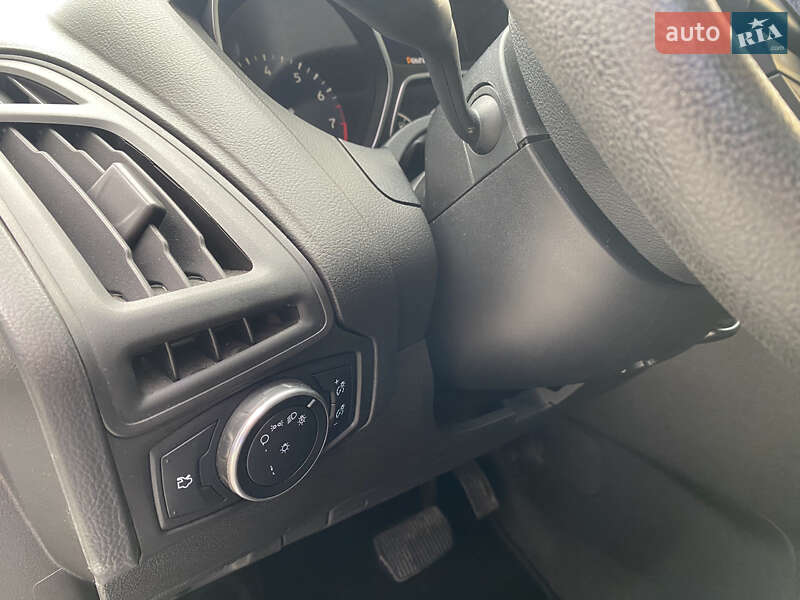 Седан Ford Focus 2016 в Одесі фото 20 Седан Ford Focus 2016 в Одесі