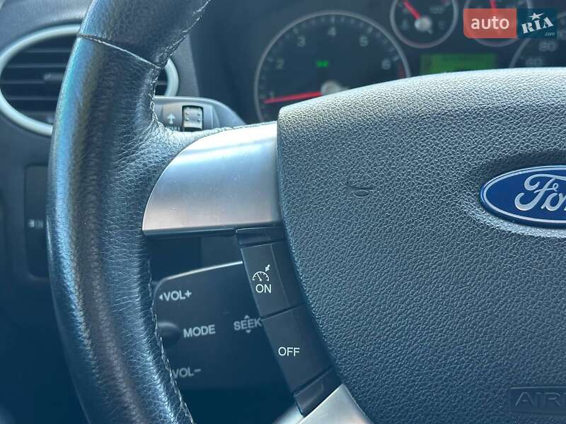 Хэтчбек Ford Focus 2006 в Киеве фото 24 Хэтчбек Ford Focus 2006 в Киеве
