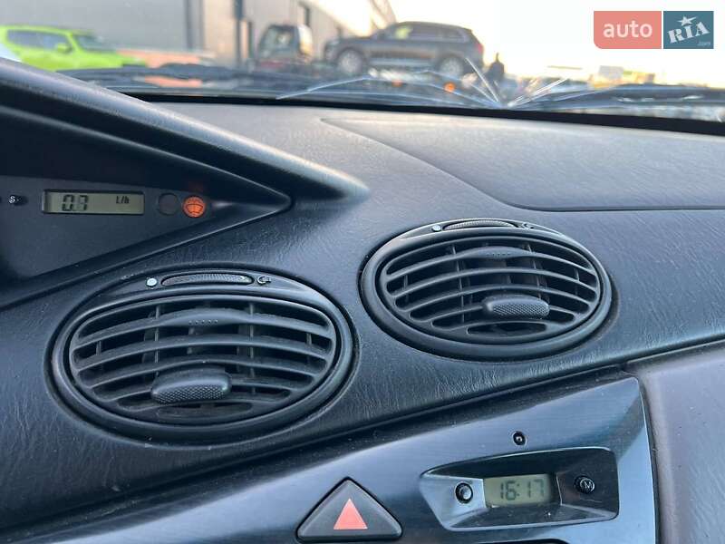 Хетчбек Ford Focus 2001 в Львові фото 25 Хетчбек Ford Focus 2001 в Львові