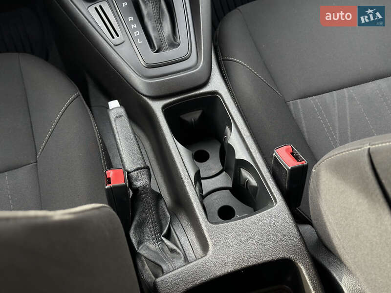 Седан Ford Focus 2016 в Шептицькому фото 41 Седан Ford Focus 2016 в Шептицькому