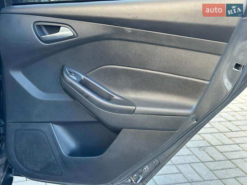 Седан Ford Focus 2016 в Одессе фото 17 Седан Ford Focus 2016 в Одессе
