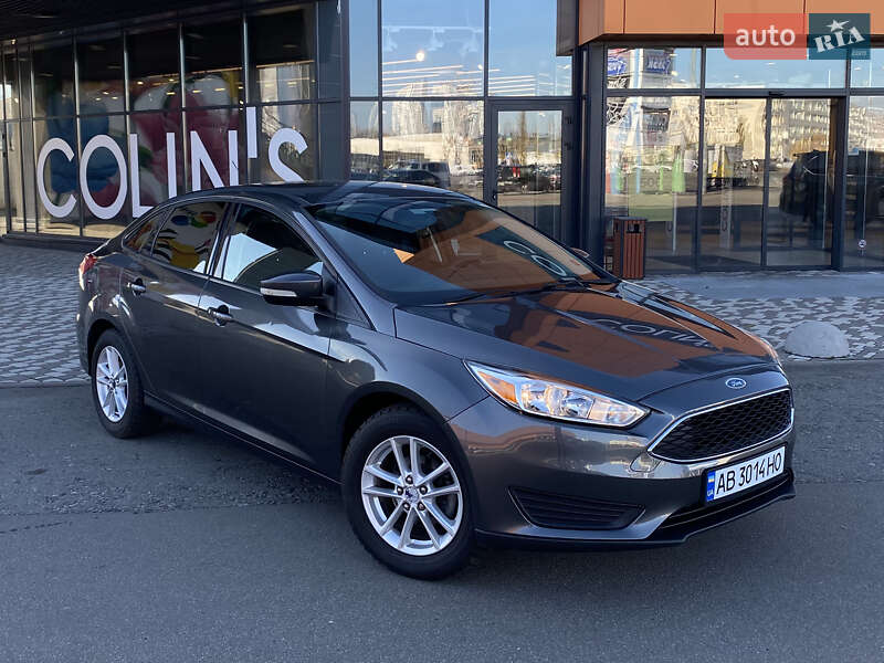 Седан Ford Focus 2015 в Киеве фото 6 Седан Ford Focus 2015 в Киеве