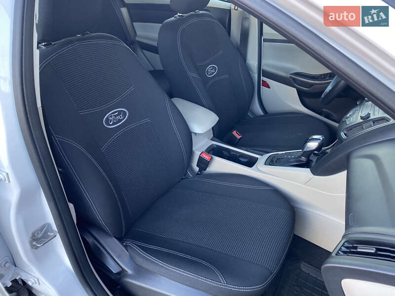 Хэтчбек Ford Focus 2015 в Киеве фото 23 Хэтчбек Ford Focus 2015 в Киеве