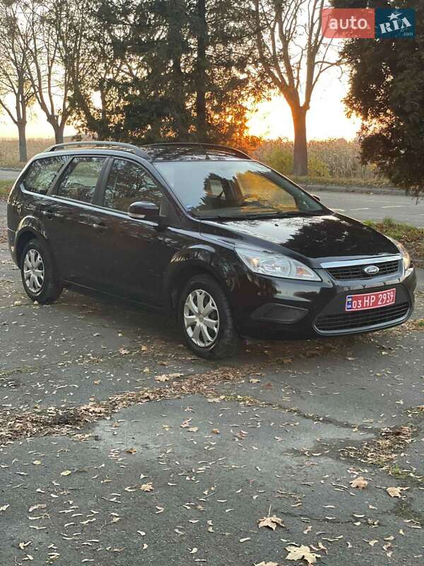 Универсал Ford Focus 2010 в Владимире