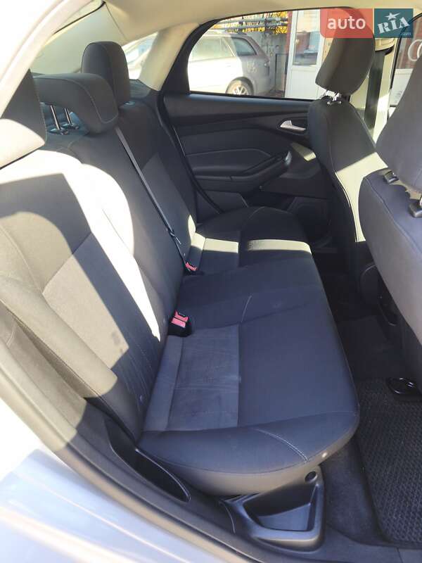 Седан Ford Focus 2015 в Черкассах