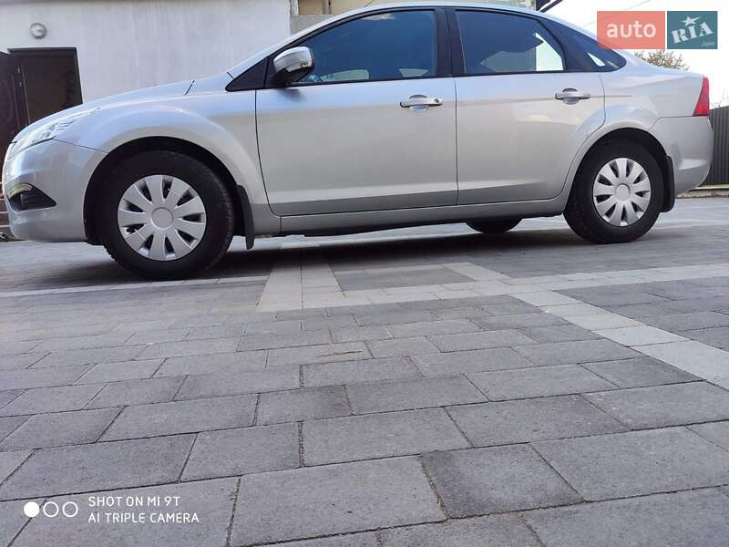 Седан Ford Focus 2011 в Жидачове