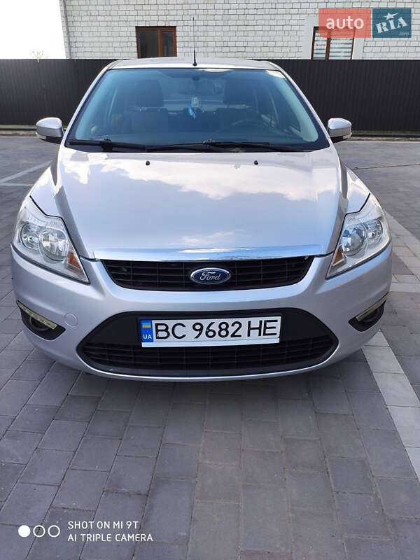 Седан Ford Focus 2011 в Жидачове